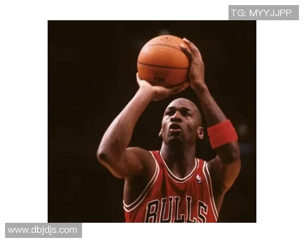 当篮球之神乔丹邂逅绿茵传奇跨界碰撞点燃体育新篇章