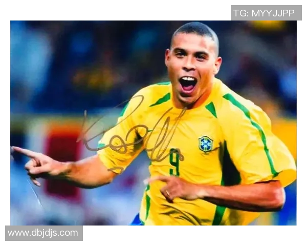 全球足球历史最强十大球星排名揭晓 他们的辉煌成就与传奇瞬间